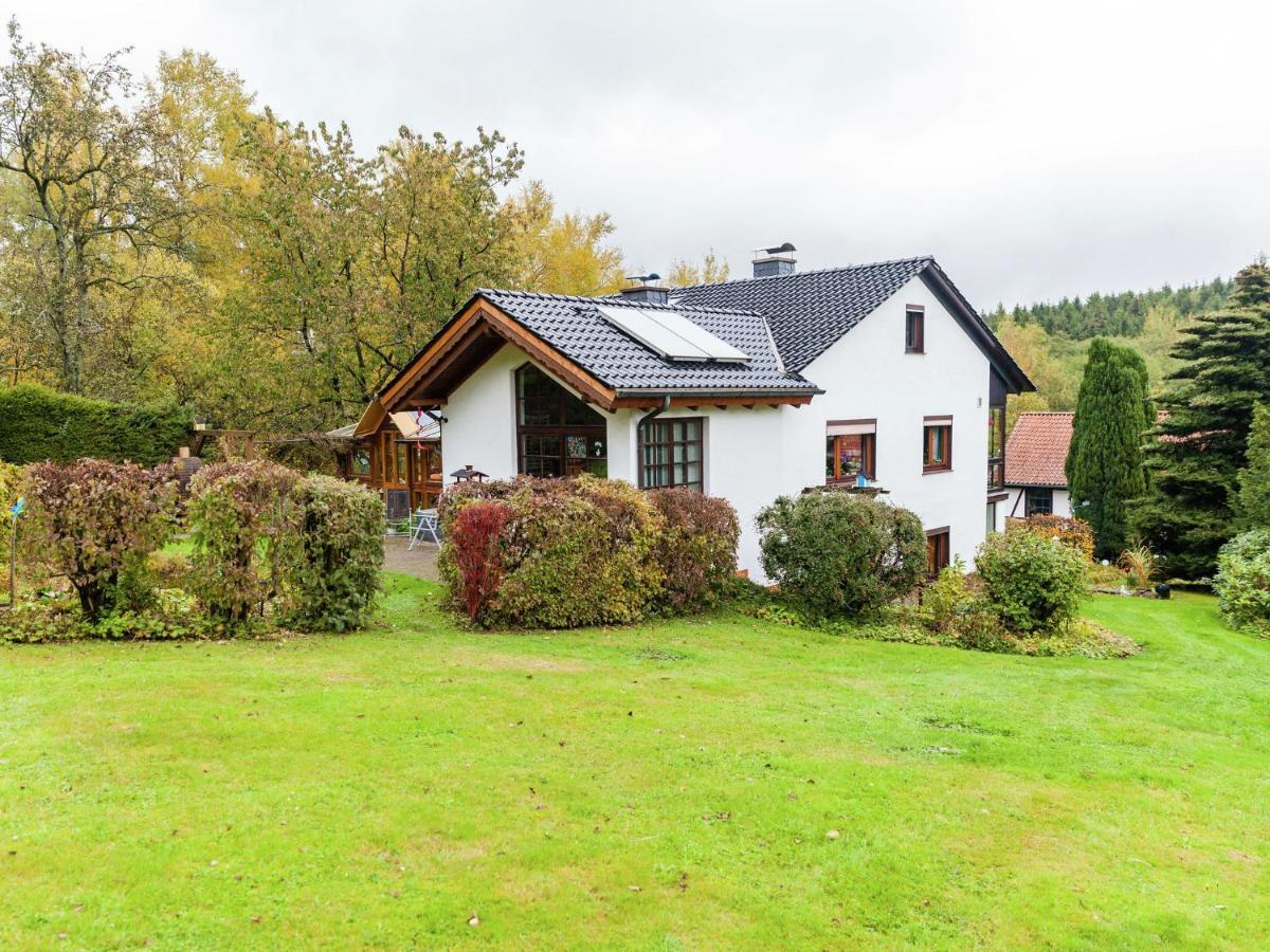 Apartment In Werratal With Terrace Großalmerode エクステリア 写真